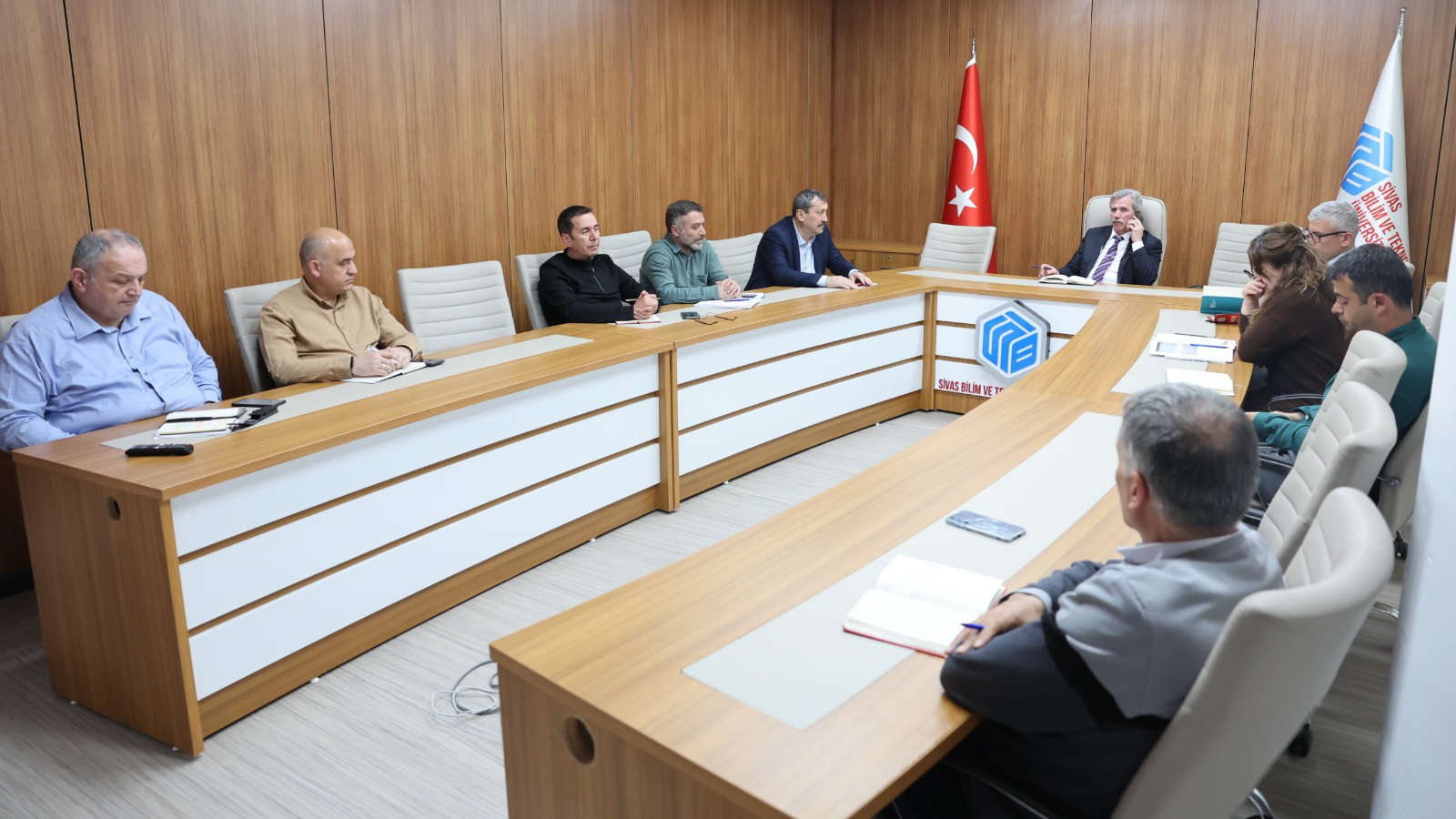 Genel Sekreterlik Toplantısında Birimler Arası İş Birliği ve Dijital Dönüşüm Çalışmaları Ele Alındı